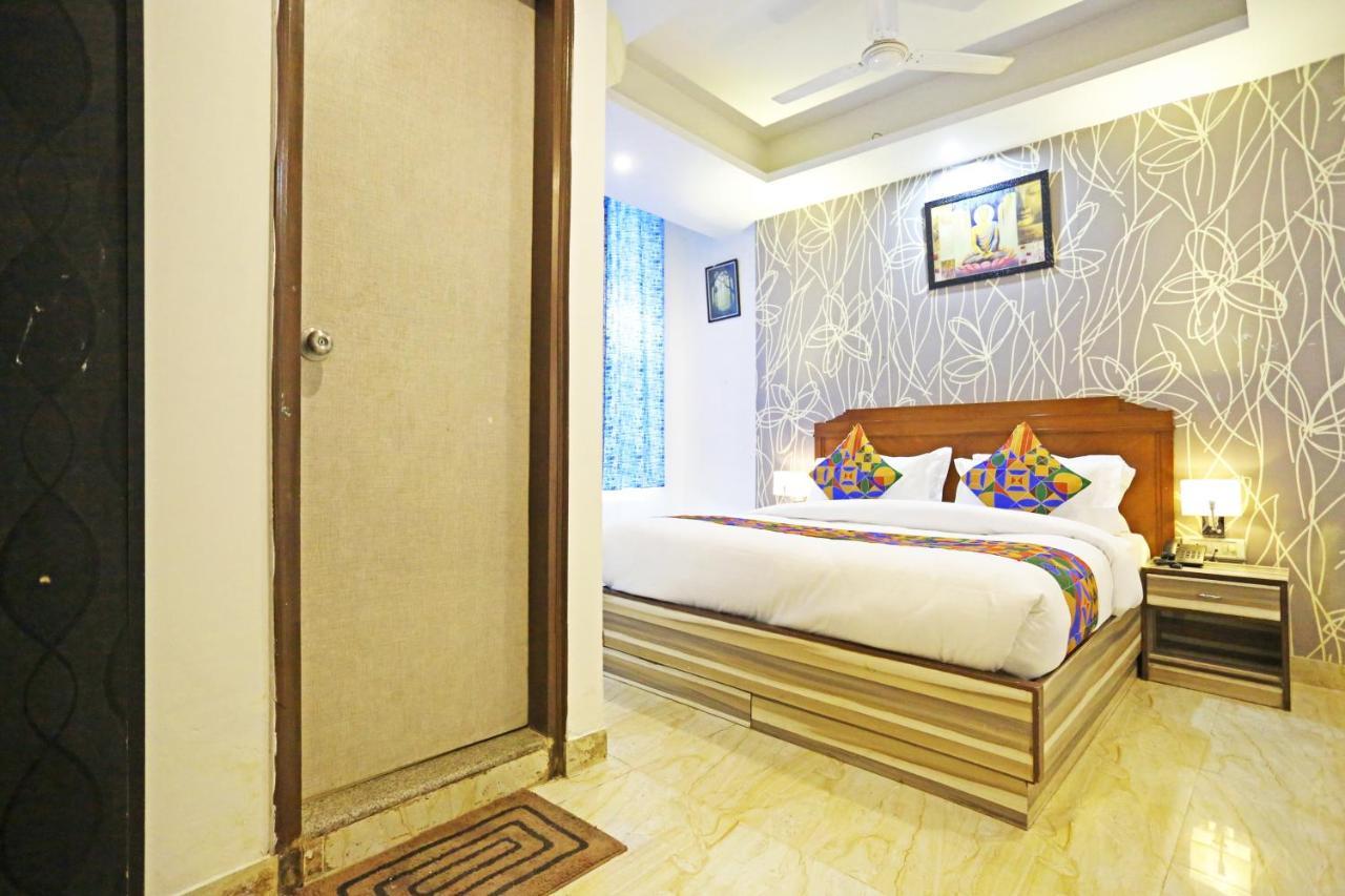 Hotel The Best Near Delhi Airport Nova Deli Exterior foto