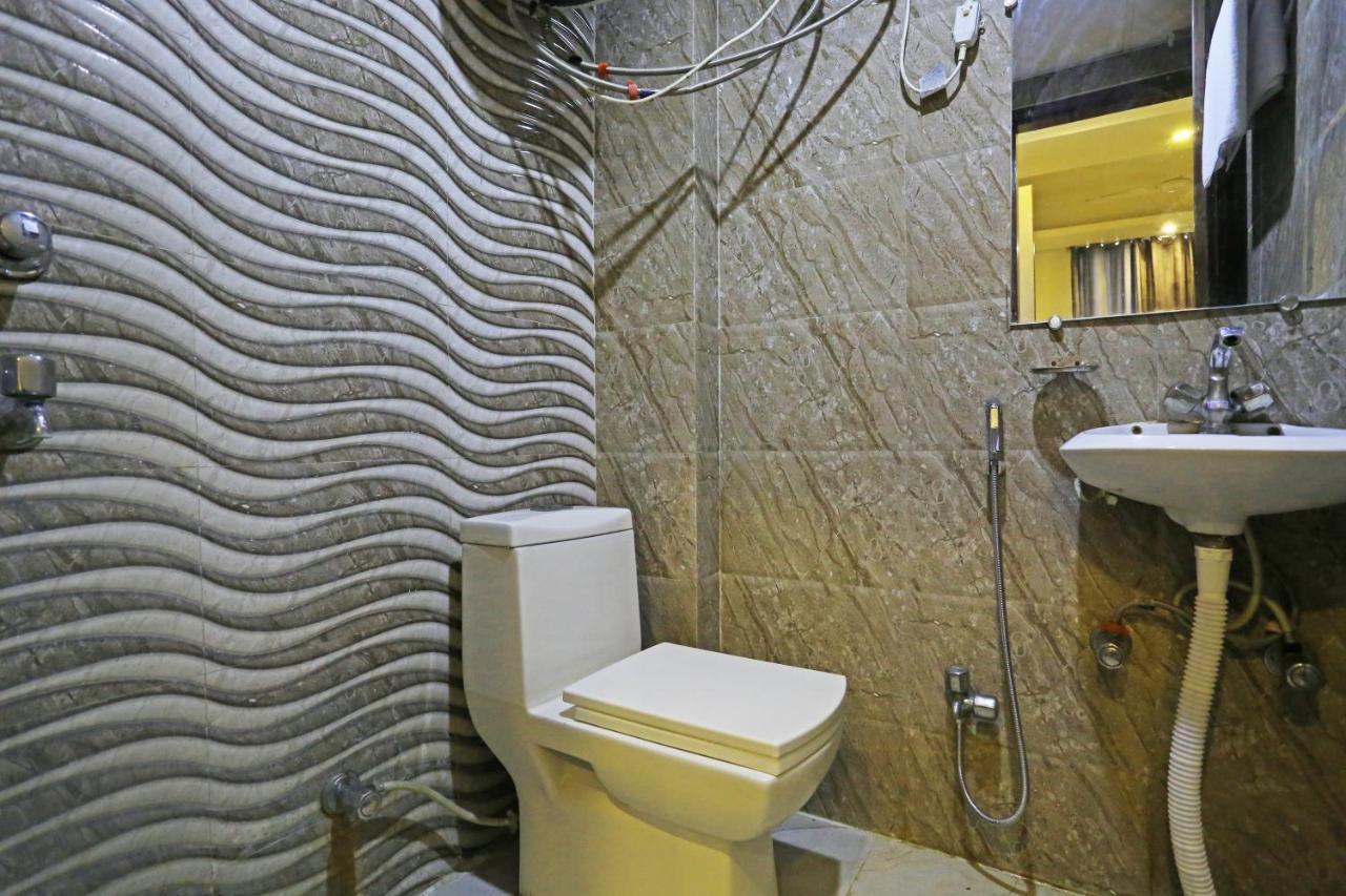 Hotel The Best Near Delhi Airport Nova Deli Exterior foto