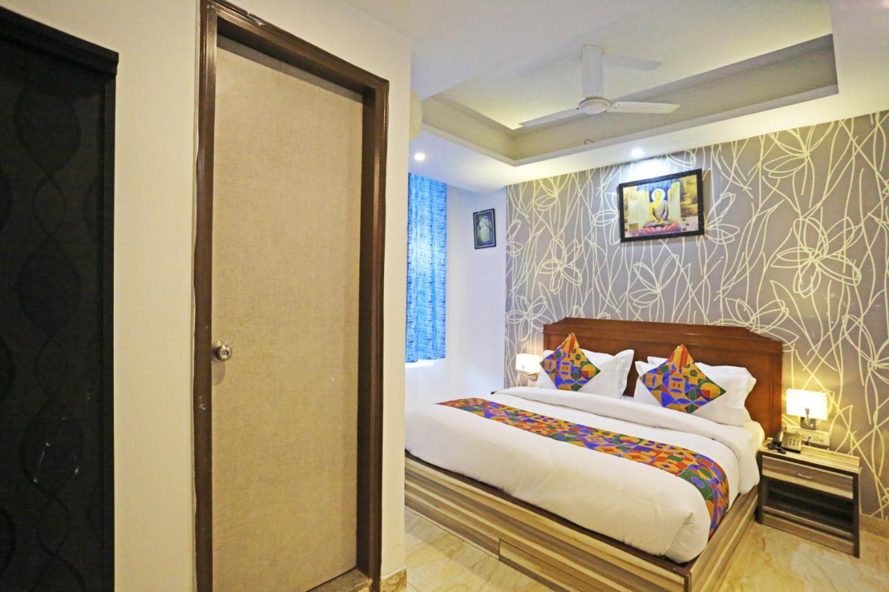 Hotel The Best Near Delhi Airport Nova Deli Exterior foto